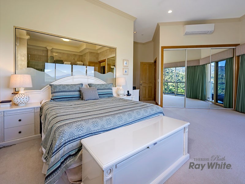 109 Summer Hill Drive, Mooroobool QLD 4870