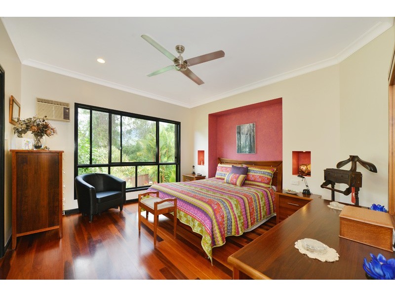 13 Powell Place, Bentley Park QLD 4869