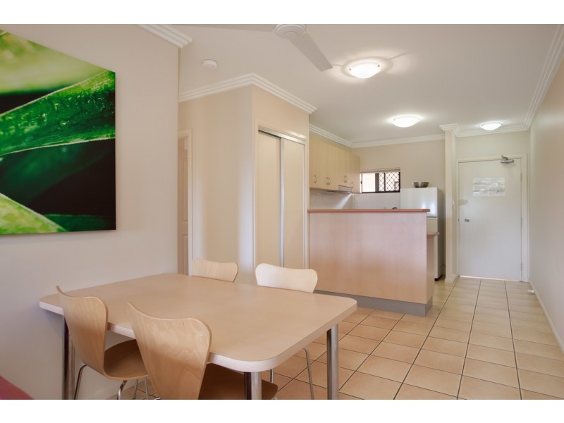 11/39 Digger Street, Cairns North QLD 4870