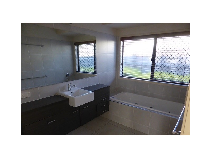 Trinity Park QLD 4879