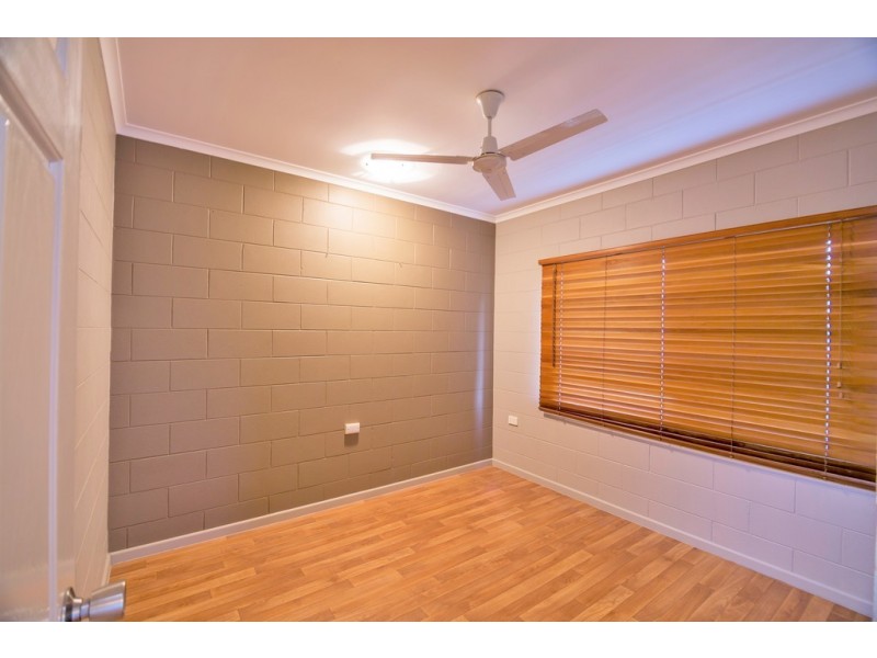 6 Leeuwin Crescent, Bentley Park QLD 4869