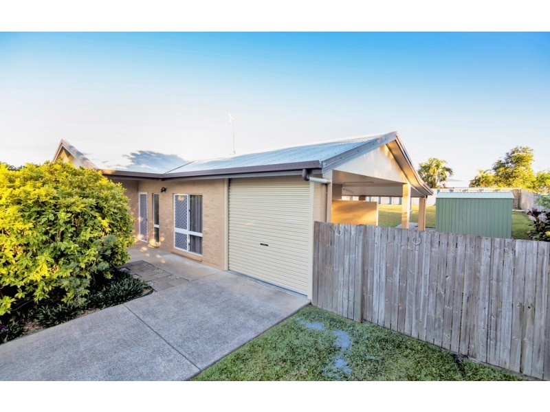 6 Leeuwin Crescent, Bentley Park QLD 4869