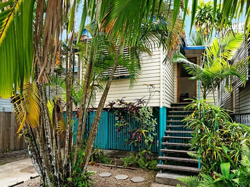 82 Cairns Street, Cairns North QLD 4870