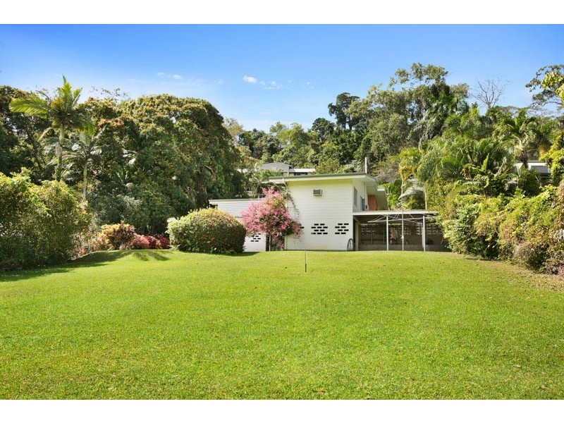 13 Ray Street, Yorkeys Knob QLD 4878
