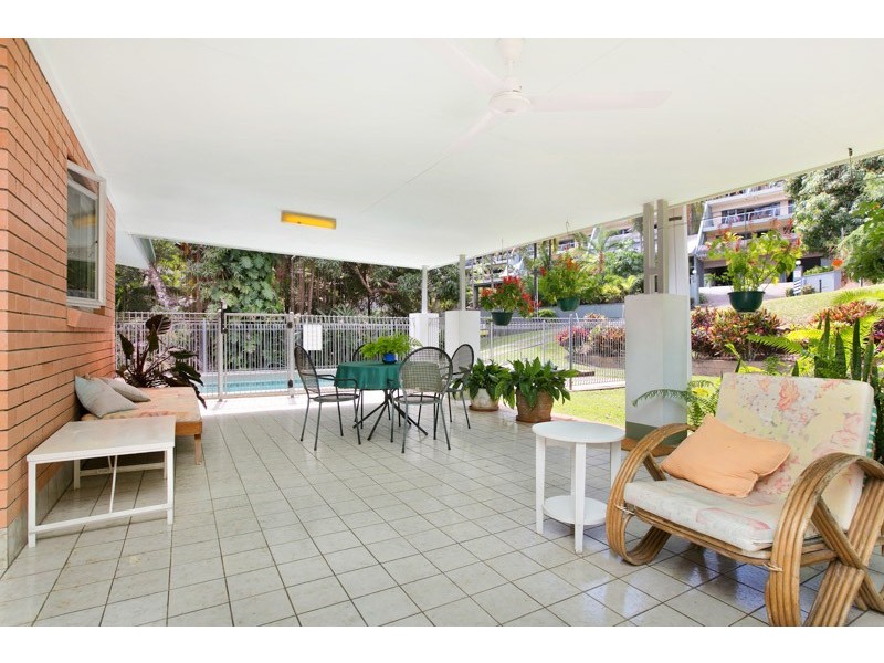 13 Ray Street, Yorkeys Knob QLD 4878