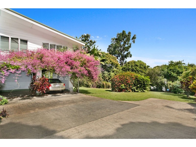 13 Ray Street, Yorkeys Knob QLD 4878