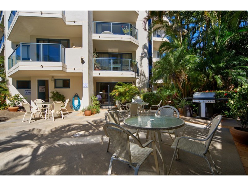 31/181 Esplanade, Cairns North QLD 4870