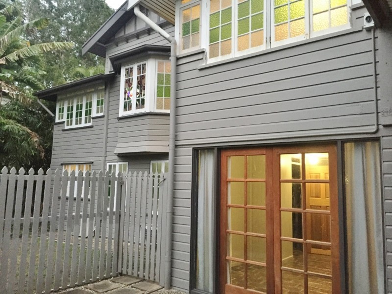 90 Charles Street, Manunda QLD 4870