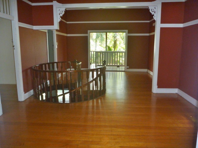 90 Charles Street, Manunda QLD 4870