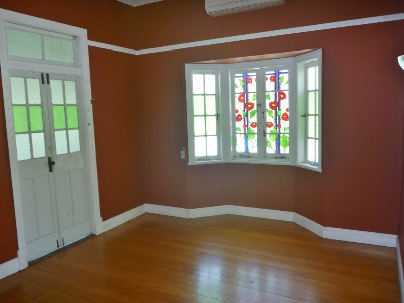 90 Charles Street, Manunda QLD 4870