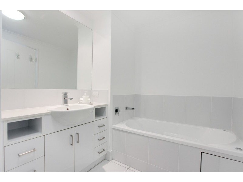 1203/141 Abbott Street, Cairns City QLD 4870
