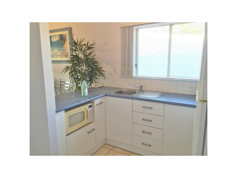 43/129 Oleander Street, Holloways Beach QLD 4878