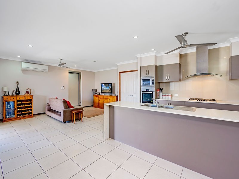 9 Anson Street, Bentley Park QLD 4869