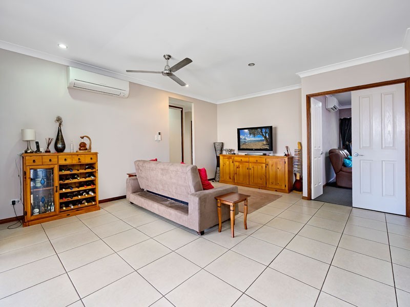 9 Anson Street, Bentley Park QLD 4869