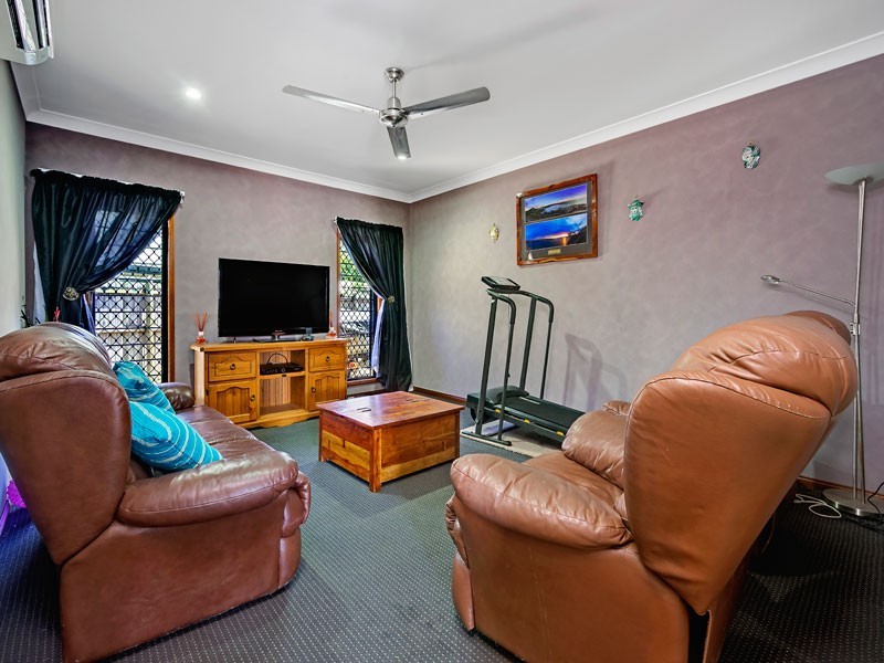 9 Anson Street, Bentley Park QLD 4869