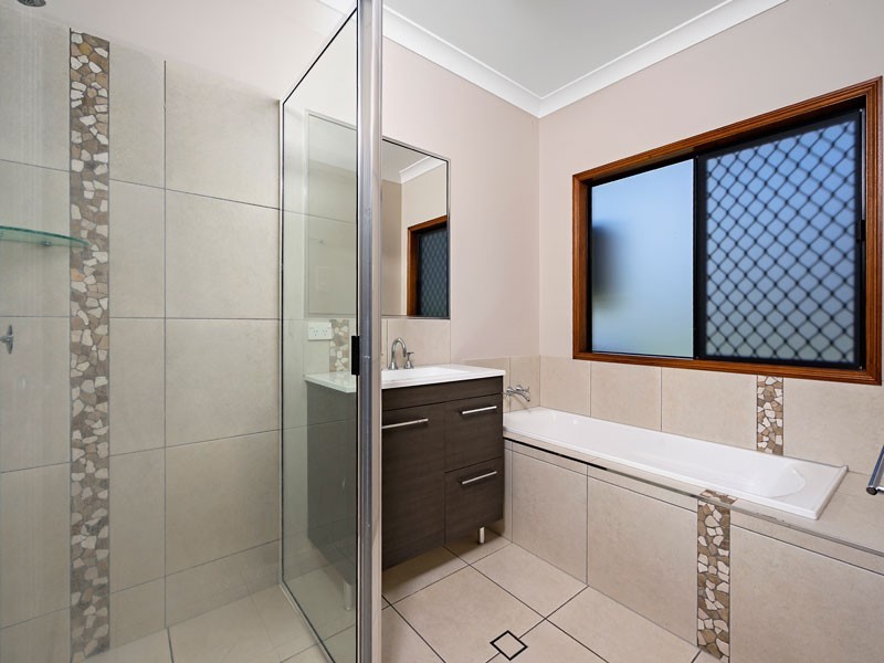 9 Anson Street, Bentley Park QLD 4869