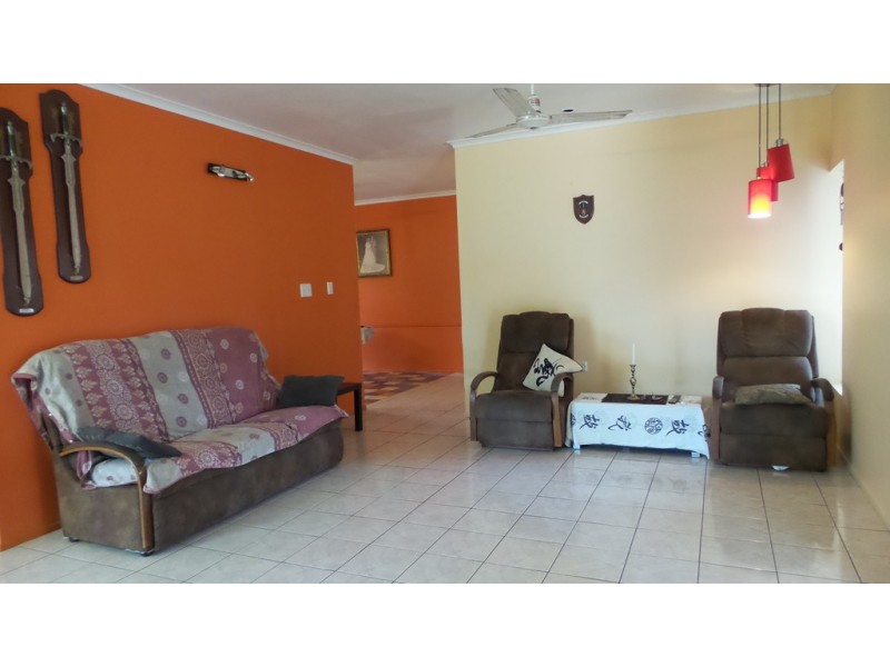 10 Metric Close, Smithfield QLD 4878