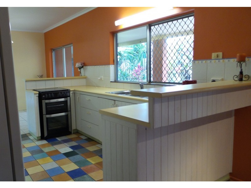 10 Metric Close, Smithfield QLD 4878