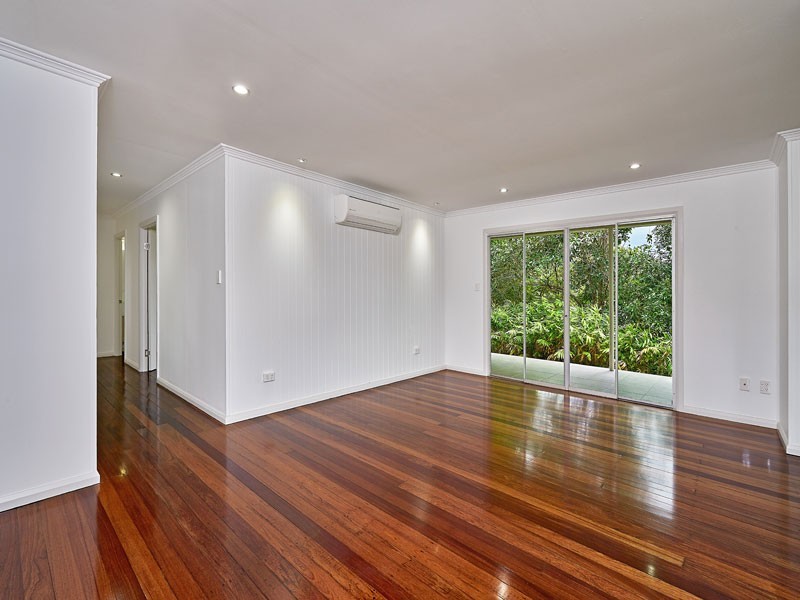 176 Hillview Crescent, Whitfield QLD 4870