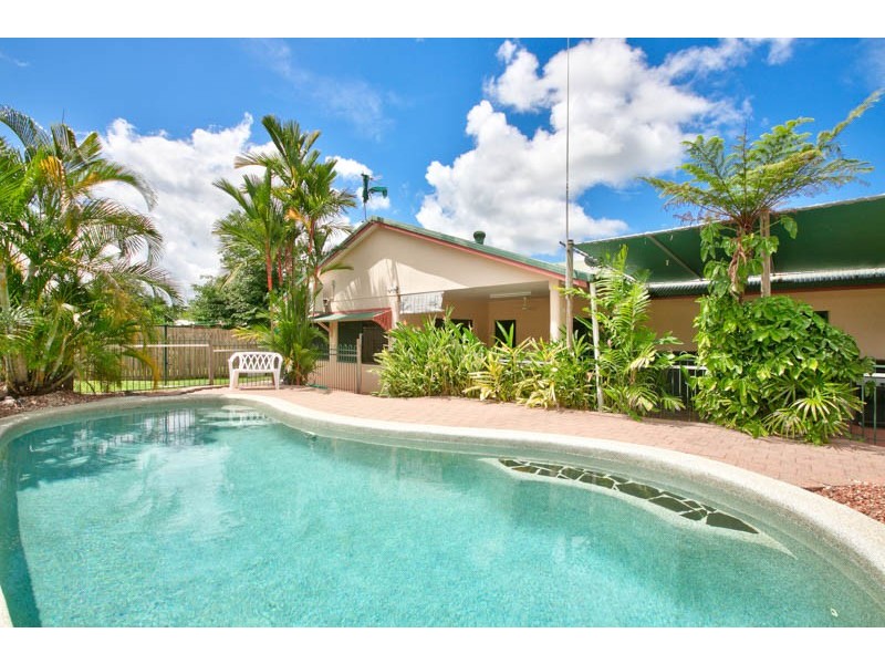 14 Briese Close, Edmonton QLD 4869