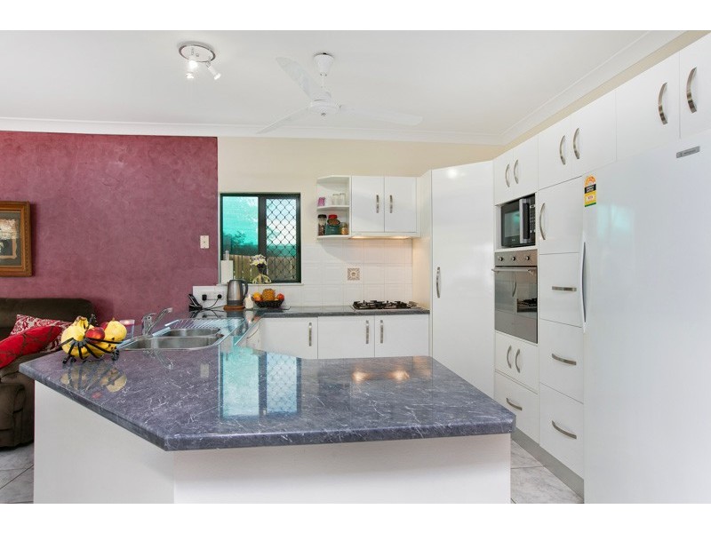 14 Briese Close, Edmonton QLD 4869