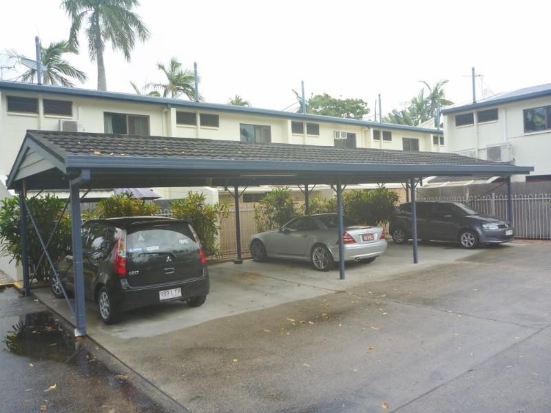 2/98 Martyn Street, Parramatta Park QLD 4870