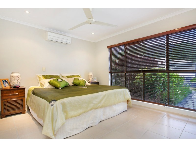 6 Lomond Close, Edge Hill QLD 4870