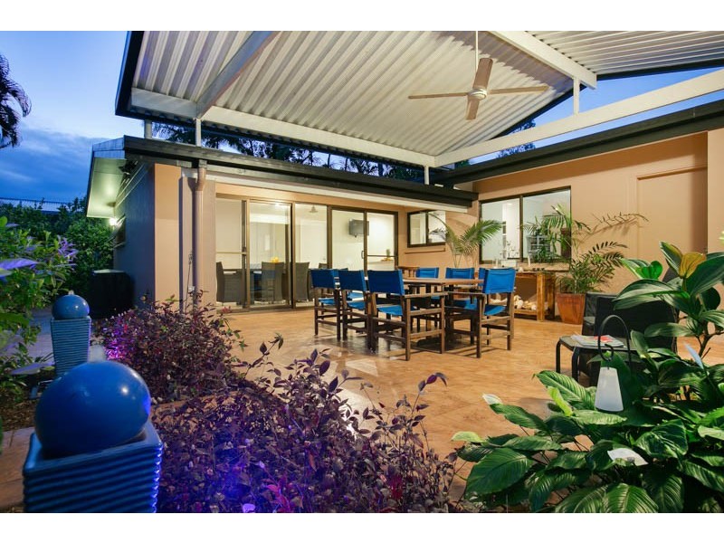 6 Lomond Close, Edge Hill QLD 4870