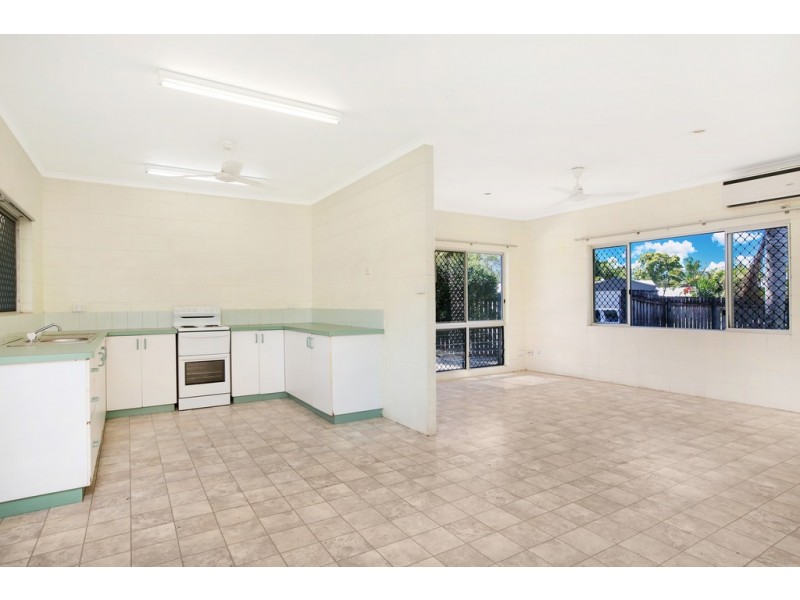 17 Golden Grove Drive, Bentley Park QLD 4869
