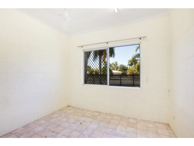 17 Golden Grove Drive, Bentley Park QLD 4869