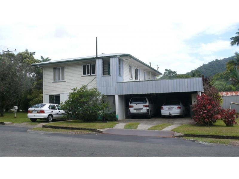 18 Hodel Street, Whitfield QLD 4870