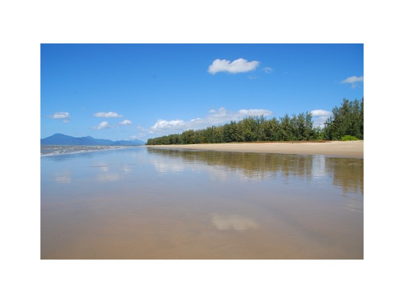 4/29 Sims Esplanade, Yorkeys Knob QLD 4878