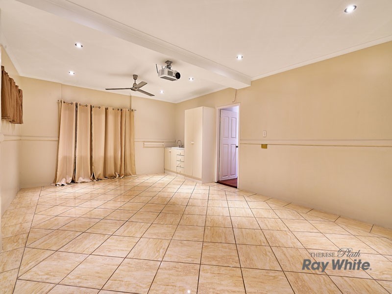 39 Karwin Street, Bayview Heights QLD 4868