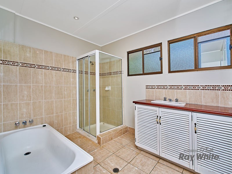 39 Karwin Street, Bayview Heights QLD 4868