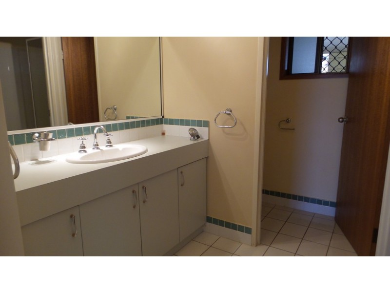 39 Currawong Street, Bayview Heights QLD 4868