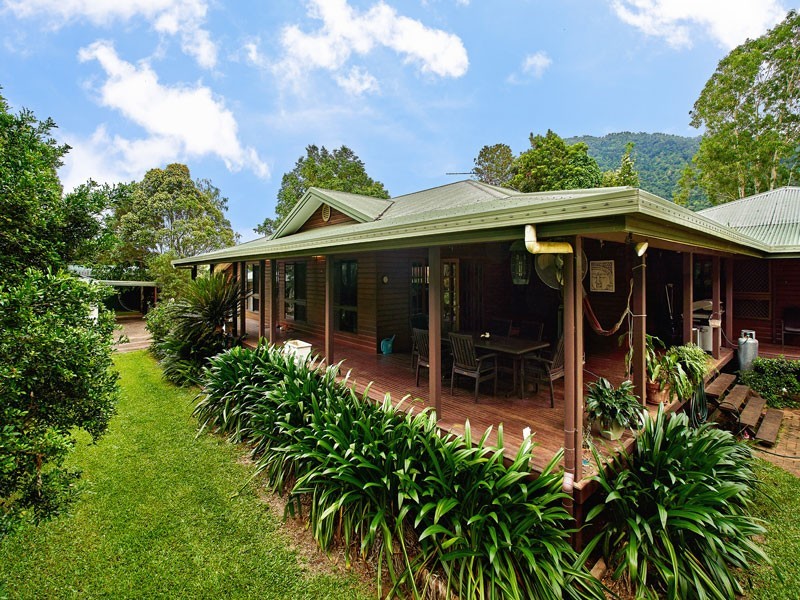 Redlynch QLD 4870