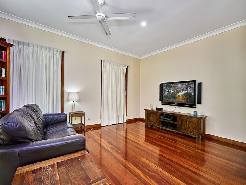 Redlynch QLD 4870