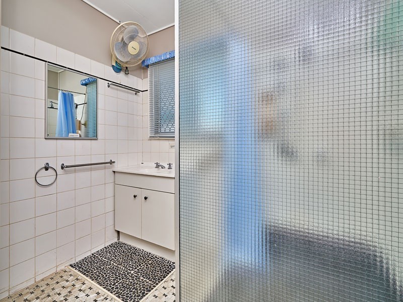 202-204 McCoombe Street, Bungalow QLD 4870