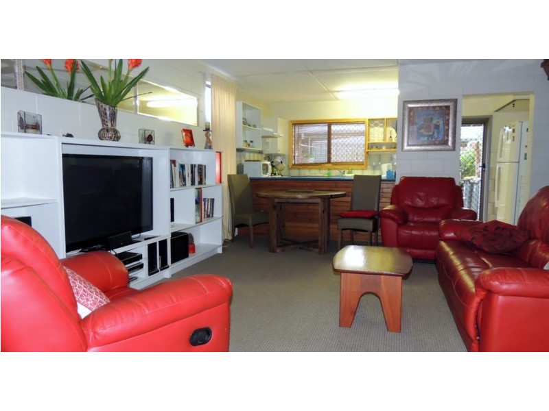 1/49 English Street, Manunda QLD 4870