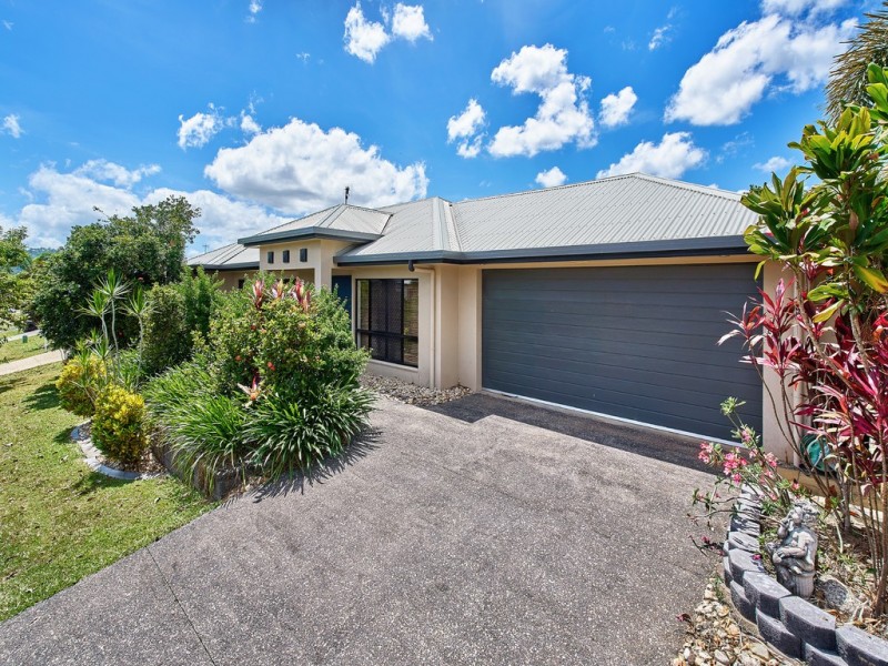 67 Norfolk Circuit, Redlynch QLD 4870