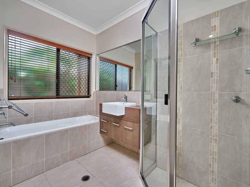 67 Norfolk Circuit, Redlynch QLD 4870