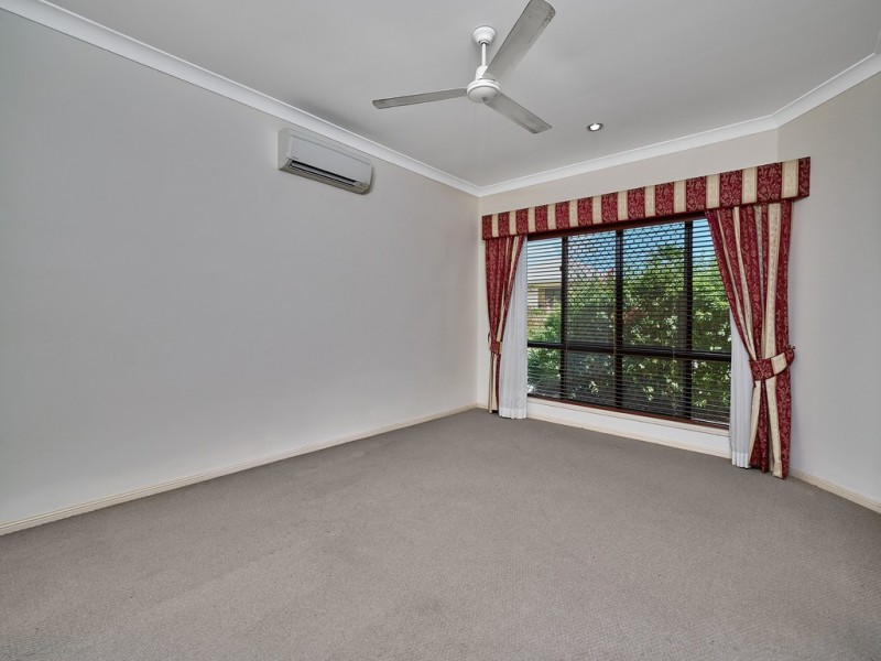 67 Norfolk Circuit, Redlynch QLD 4870
