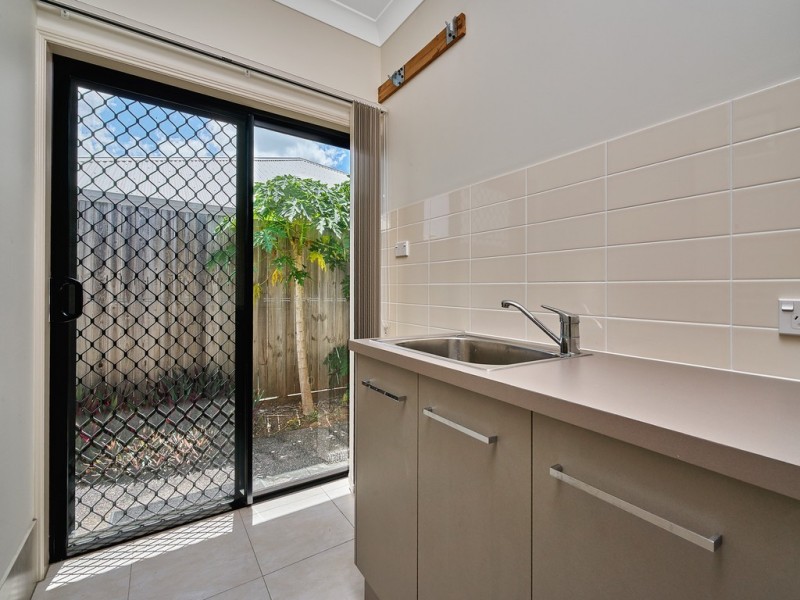 67 Norfolk Circuit, Redlynch QLD 4870
