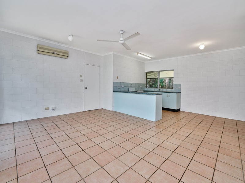 30 Mistletoe Close, Kamerunga QLD 4870
