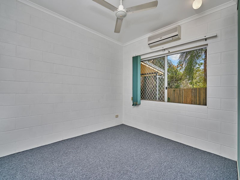 30 Mistletoe Close, Kamerunga QLD 4870