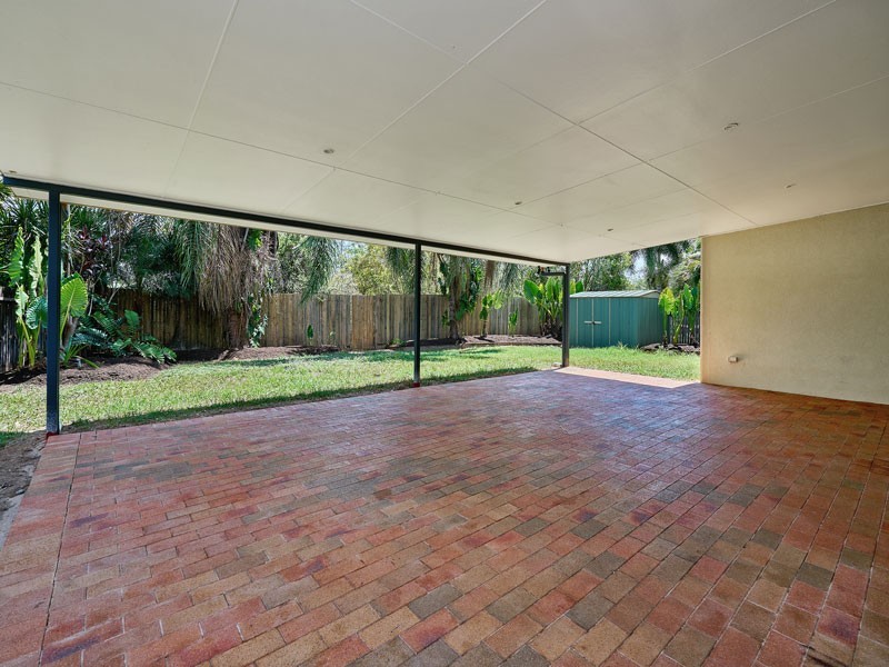 30 Mistletoe Close, Kamerunga QLD 4870