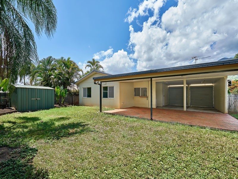 30 Mistletoe Close, Kamerunga QLD 4870