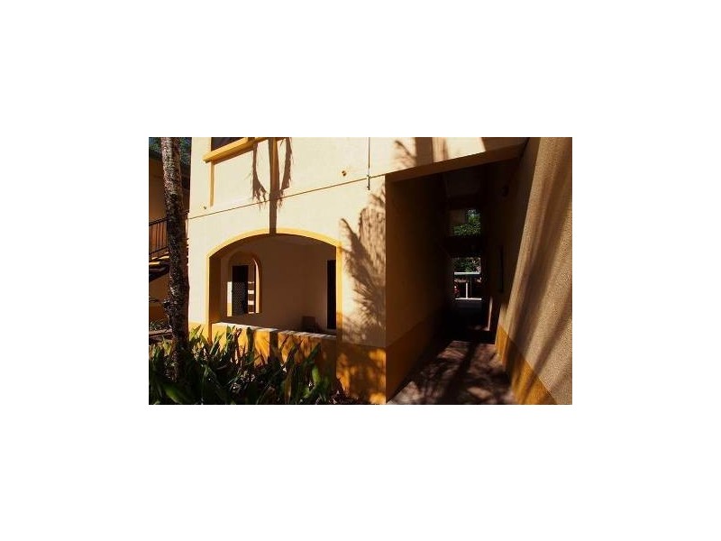 4/319 Severin Street, Parramatta Park QLD 4870