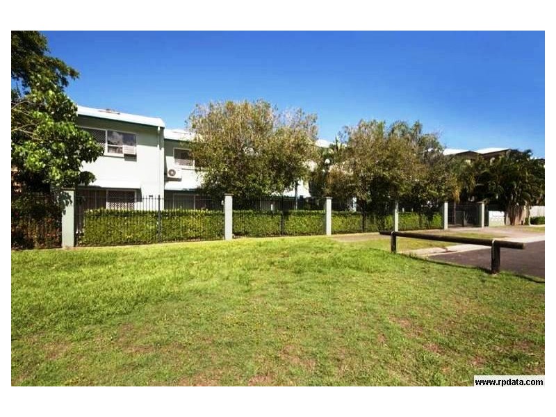 8/43 McCormack Street, Manunda QLD 4870