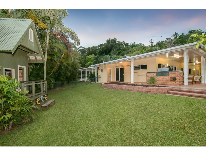 5 Duane Close, Brinsmead QLD 4870